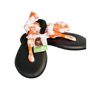 Sanuk Orange and White Sandals University of Tennessee Colors Size 7/NWT